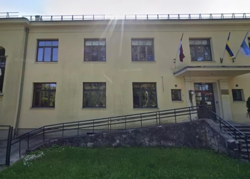 Из-за утечки газа в Риге эвакуированы дети из детского сада Madariņa.