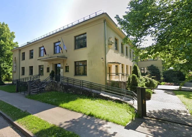 Rīgas vicemērs Ratnieks liek atrisināt apkures problēmu bērnudārzā “Madariņa”, no kurienes nācās evakuēt bērnus sakarā ar gāzes noplūdi