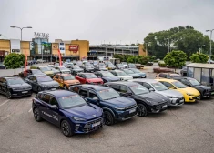 FOTO, VIDEO: “Latvijas Gada auto 2026” konkursā jauni modeļi un pirmoreiz Latvijā redzēti auto zīmoli