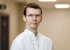 Kuras trīs lietas var izraisīt zarnu vēzi, uzskaita gastroenterologs Eduards Krustiņš