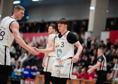 Valmieras basketbolisti LIBL mačā izcīna panākumu.