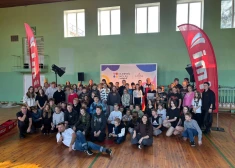 Latvijas olimpieši iedvesmo Zemgales skolēnus Viesītē un Augstkalnē