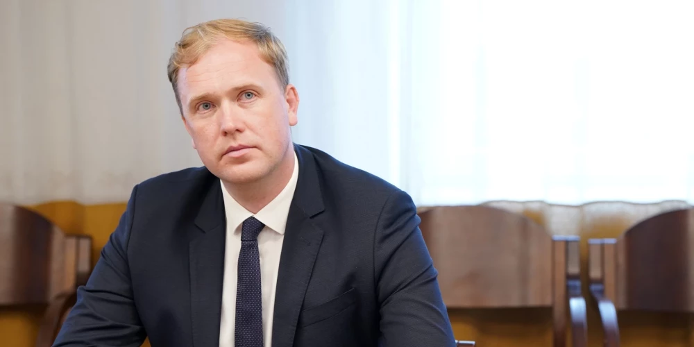 Министр экономики Виктор Валайнис.