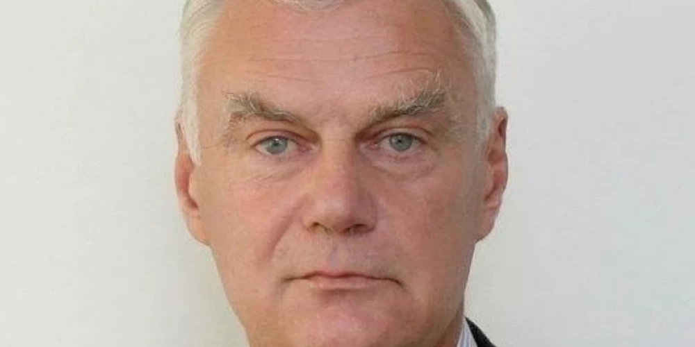 Runājot par Latvijas Republikas tiesību aktiem, kas tieši skar mežu un meža nozari, būtu jāsāk ar 1923. un 1937. gadu, norāda Ozols.