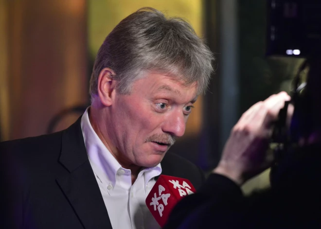 Kremlis komentē 841 Krievijas pilsoņa iespējamo izraidīšanu no Latvijas