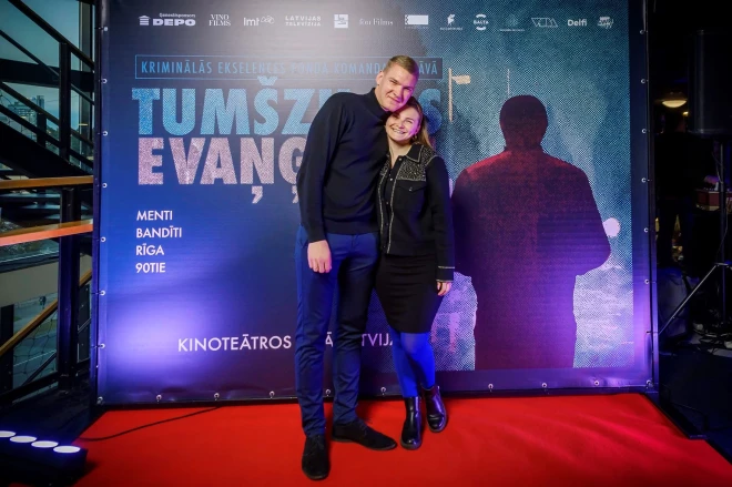 Viesturs Berkmanis ar sievu Madaru Agitu Cakeus-Berkmani.