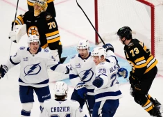 "Lightning" bez Girgensona sagādā "Bruins" pirmo zaudējumu
