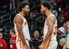 Atlantas "Hawks" bez Porziņģa spraigā cīņā pieveic Maiami "Heat"