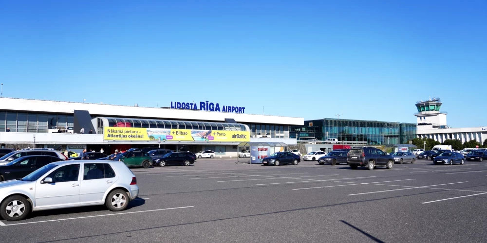 Аэропорт "Рига" ожидает наплыва клиентов на школьные каникулы.