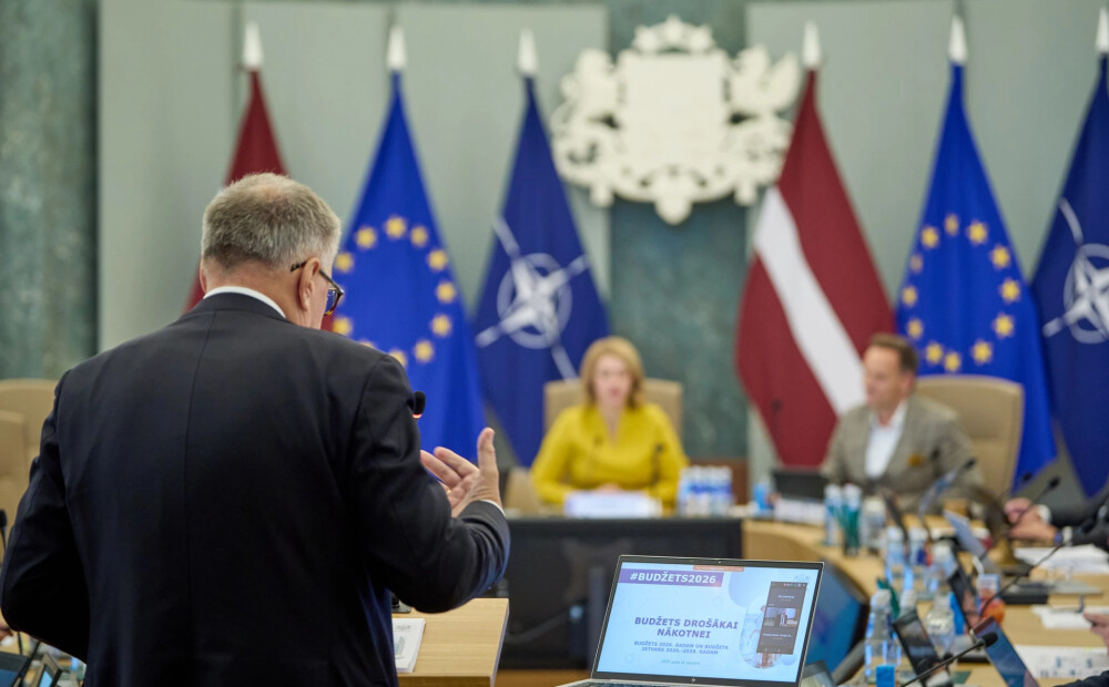 Valdība apstiprina 2026. gada valsts budžetu ar ieņēmumu pieaugumu un aizsardzības finansējuma palielinājumu