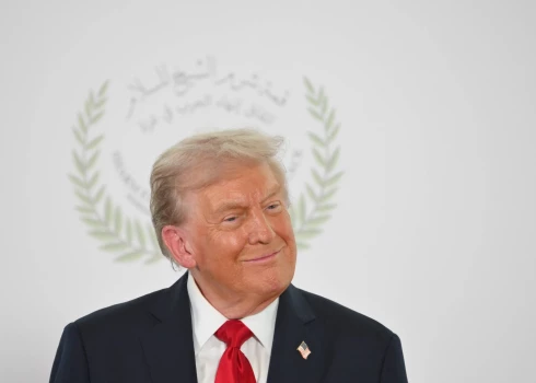 Pasaules miera vēstnesis Donalds Tramps.