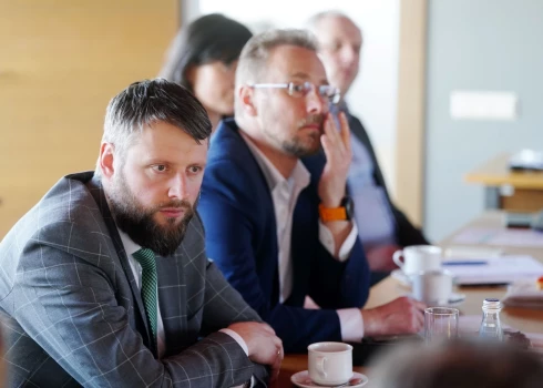No amata atkāpjas "Rīgas namu" padomes priekšsēdētājs Ziemanis.