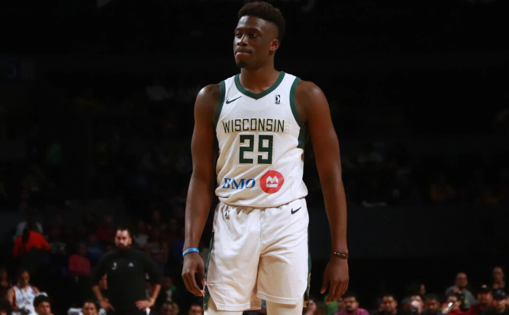 Unikāls notikums NBA! Jaņņa Adetokunbo brālim Aleksam pievienojoties "Bucks", pirmo reizi vienā klubā spēlēs trīs brāļi