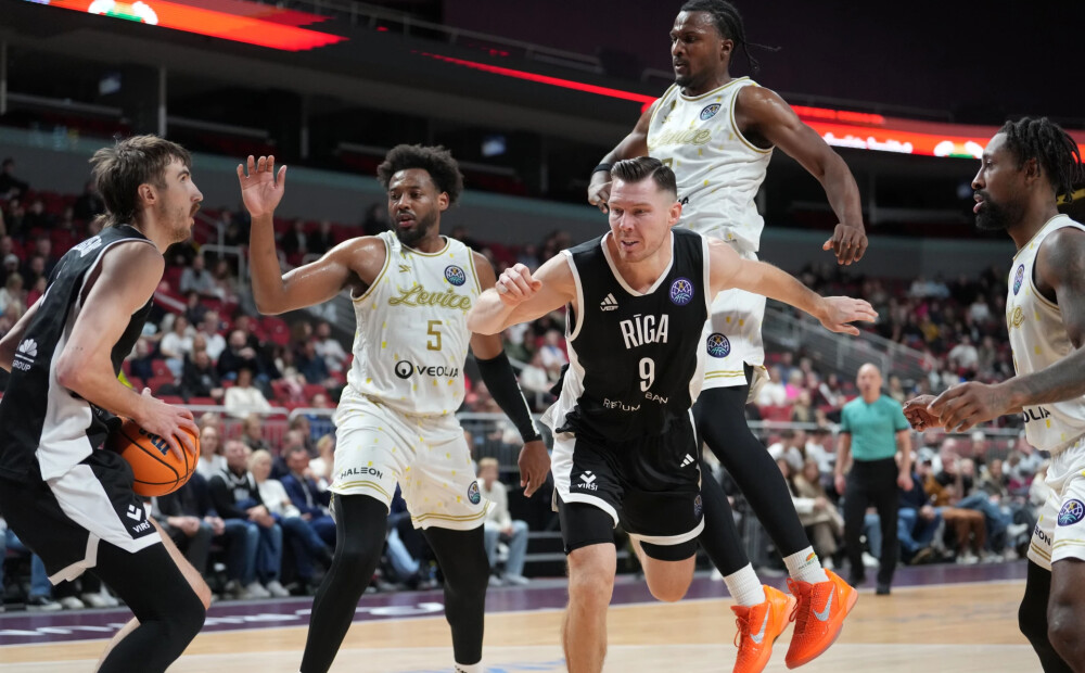 "VEF Rīga" savā laukumā cieš sakāvi no Slovākijas "Patrioti" FIBA Čempionu līgas spēlē