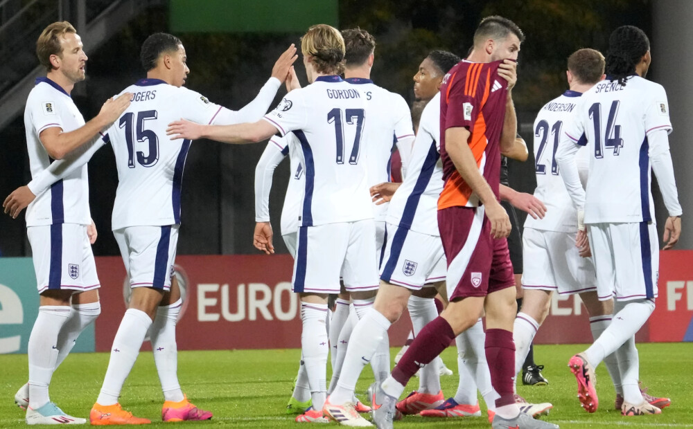 Graujošais 0:5... Arī Latvijai neizdodas pārtraukt Anglijas sauso uzvaru sēriju, futbola dzimtenes izlase brauks uz Pasaules kausa finālturnīru