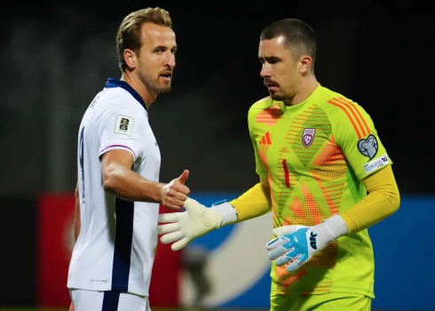 Harijs Keins Latvijas izlases vārtsargu Krišjāni Zviedri pārspēja divas reizes.