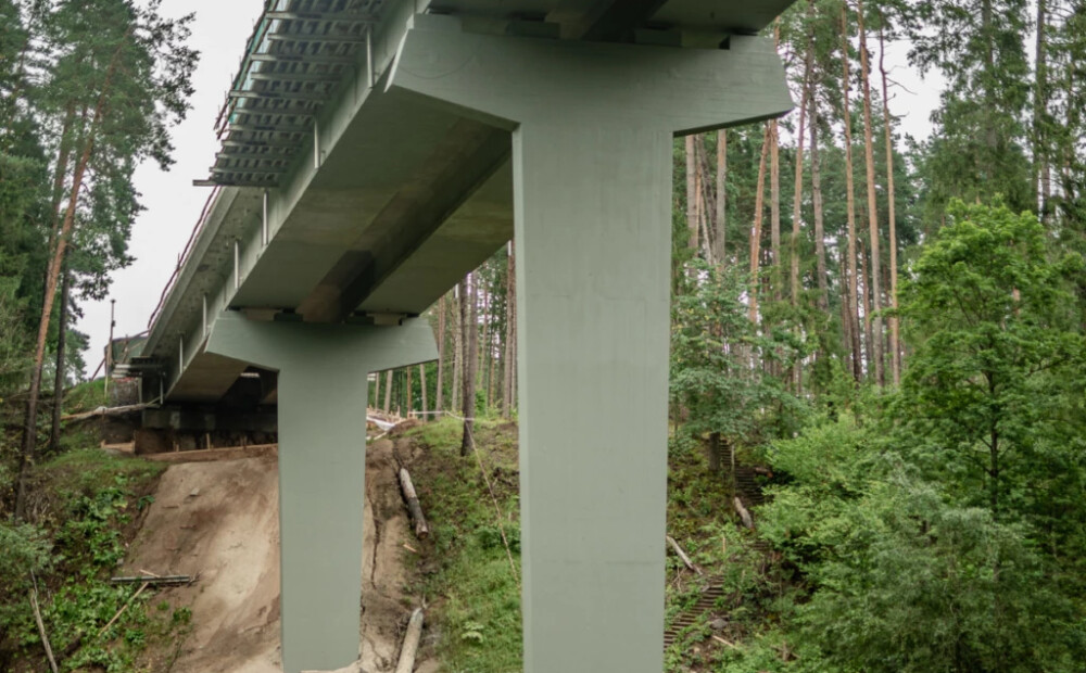 Atvērta satiksme uz Lorupes viadukta un jaunajā rotācijas aplī