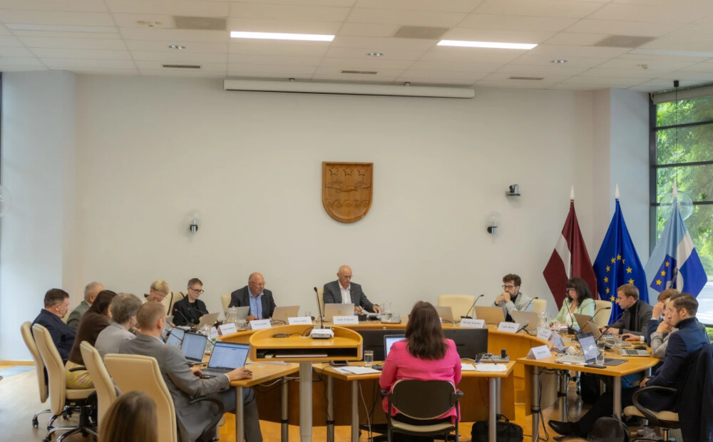 Jūrmalas dome nepaaugstina bērnudārzu auklīšu algu