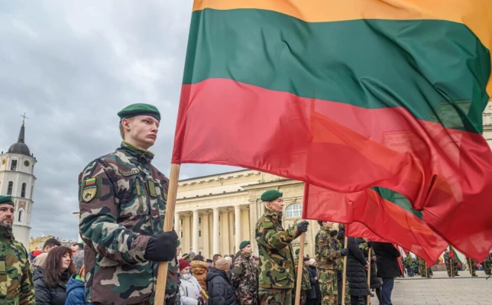 Lietuva grasās aizsardzībai atvēlēt rekordlielu summu