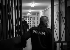Jau iepriekš sodītam pedofilam, kurš pērn Ķengaragā kādā kāpņu telpā uzbruka 9 gadus vecai meitenei, piemērots cietumsods