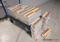 Sīpolu kravās atklāj 3,63 miljonus kontrabandas cigarešu no Krievijas