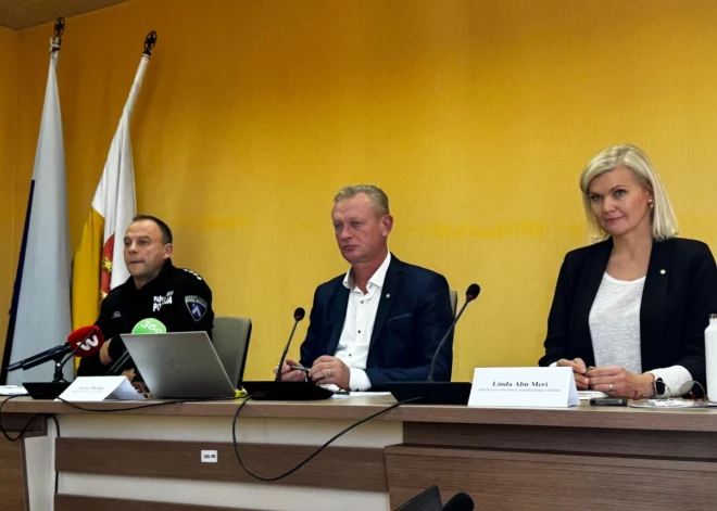Saistībā ar suņu nošaušanu Bauskas novadā atstādināts pašvaldības policijas priekšnieks Egīls Gailis