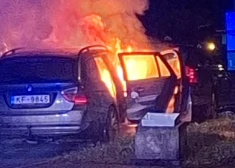 FOTO;VIDEO: Purvciemā aizdegas automašīna
