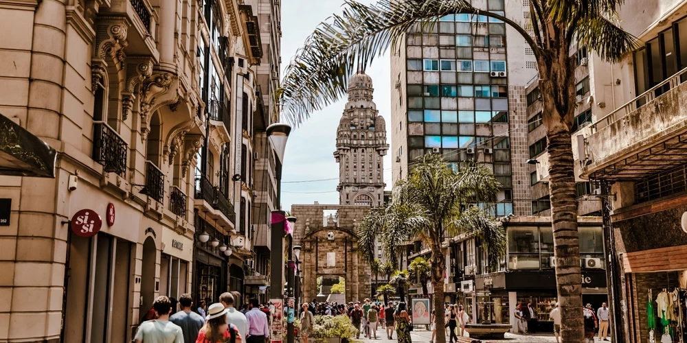 Urugvaja legalizē eitanāziju.