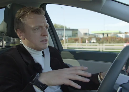 "Manuprāt ar Ioniq 9 Hyundai pārkāpis pāri pats sev  un uzstādījis latiņu augstāk. Šis ir īstens premium klases auto," saka Caune.