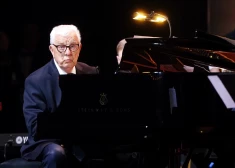 Композитор Раймонд Паулс.