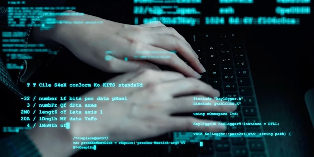 Vācijas valdība gatavo visaptverošu rīcības plāna aizsardzībai pret Krievijas hibrīddraudiem, ceturtdien paziņojis kanclers Frīdrihs Mercs.