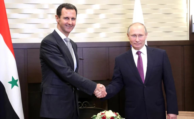 Сейчас Асад полностью зависит от воли президента Владимира Путина и, по данным источников, взял на себя "обет молчания".