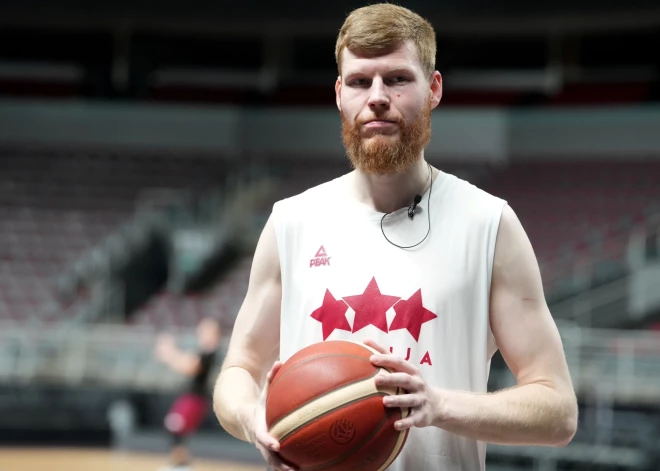 Dāvis Bertāns ar 11 punktiem palīdz "Dubai" gūt trešo panākumu Eirolīgā, šoreiz pret "Barcelona", Žagars kaldina "Fenerbahce" uzvaru pār Minhenes "Bayern"