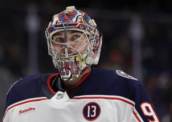 Latvieši NHL: Merzļikins atvaira 32 metienus, Šilovam uzvara, Balinskim un Ābolam pa zaudējumam, bet Bļugers traumas dēļ nespēlē