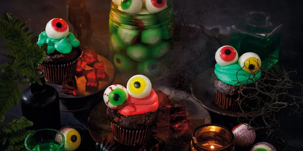 Часто центральным элементом любого праздника становится оригинальная сервировка стола и креативное оформление блюд. 