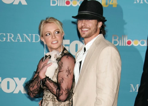 Кевин Федерлайн и Бритни Спирс в 2004 году.