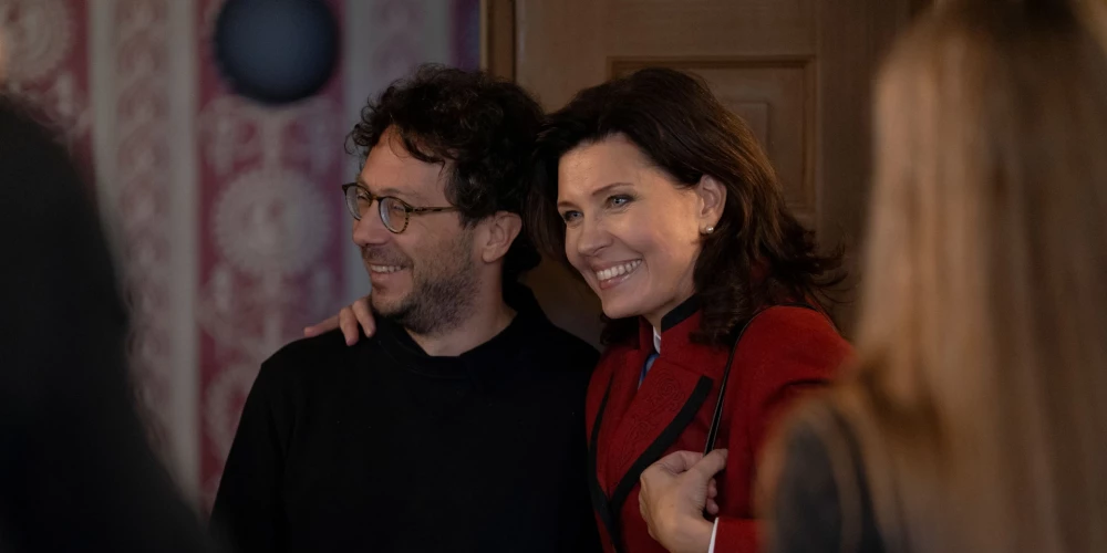 Марина Ребека родилась в Латвии 10 сентября 1980 года. Сейчас Марина - всемирно известная оперная певица (сопрано).