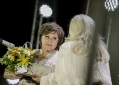 Liepājniece Viktorija Šmite saņem “Zelta mikroskopu” par mūža ieguldījumu