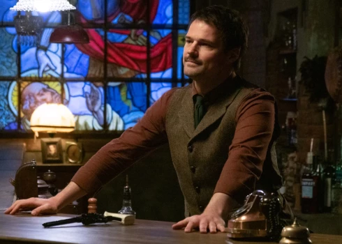 Данила Козловский в сериале «Бар “Один звонок”».