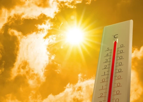 Четырьмя градуса теплее - и Земля превратится в паровую баню, предупреждают учёные.