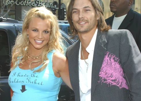 Britnija Spīrsa un Kevins Federlains pirmā bērna gaidību laikā 2025. gada jūlijā.