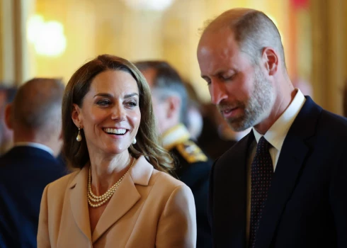 Velsas princis un princese varētu saņemt ekskluzīvu ielūgumu uz slavenību kāzām.