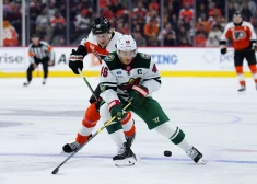 Ābols palīdz "Flyers" pieveikt "Wild", vārtsargi Šilovs un Merzļikins rezervē "Penguins" un "Blue Jackets" uzvarās