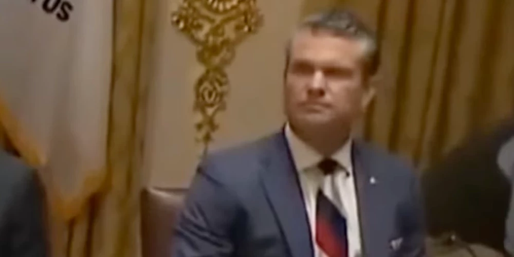 Diplomātisku skandālu izraistījusi ASV aizsardzības ministra Pīta Hegseta kaklasaite.