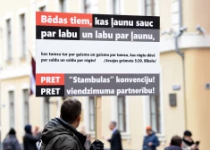 Latvijas kristiešu viedokļi par Stambulas konvenciju atšķiras. Ko tagad saka Baznīcu vadība?