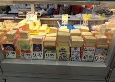 ФОТО: сыр дороже мяса! Смотрите, сколько сейчас стоят молочные продукты на Центральном рынке