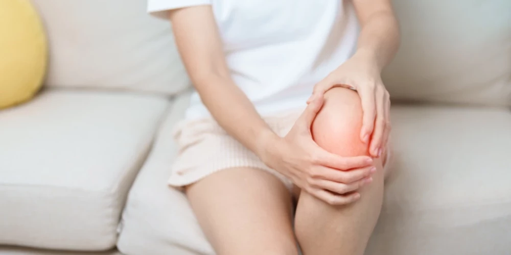 Ārsts skaidro slimību, kuras sāpes sievietes salīdzina ar dzemdībām. 