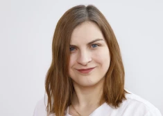 Ļoti sāp galva, sāpes ir pulsējošas... Neiroloģe Anita Balcerbula nosauc brīdinošus simptomus, kad noteikti jāzvana ārstam