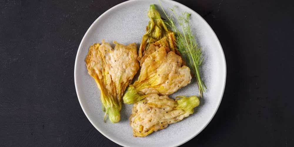 Kraukšķīgi fritēti garšaugi