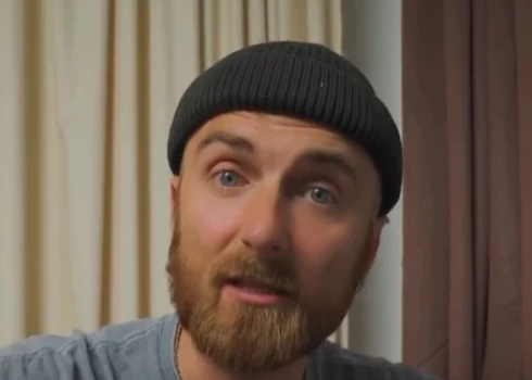 Policija dienesta pārbaudē vērtēs satīras video autoram piemēroto sodu.